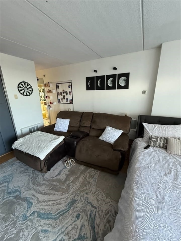 200 Swanton, Winchester