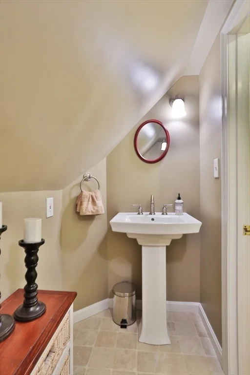 204 Franklin, Melrose