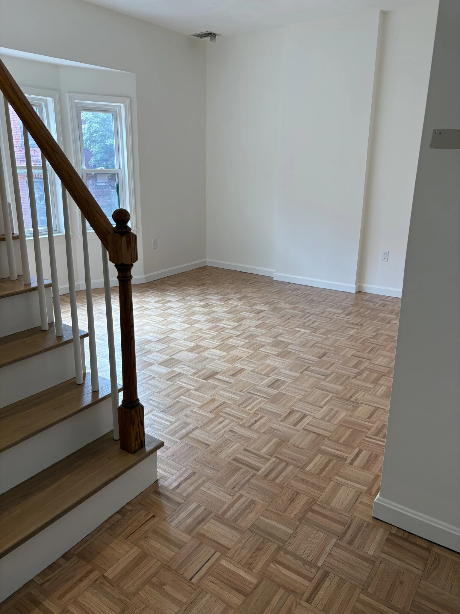 5 Davis Ave, Brookline Village