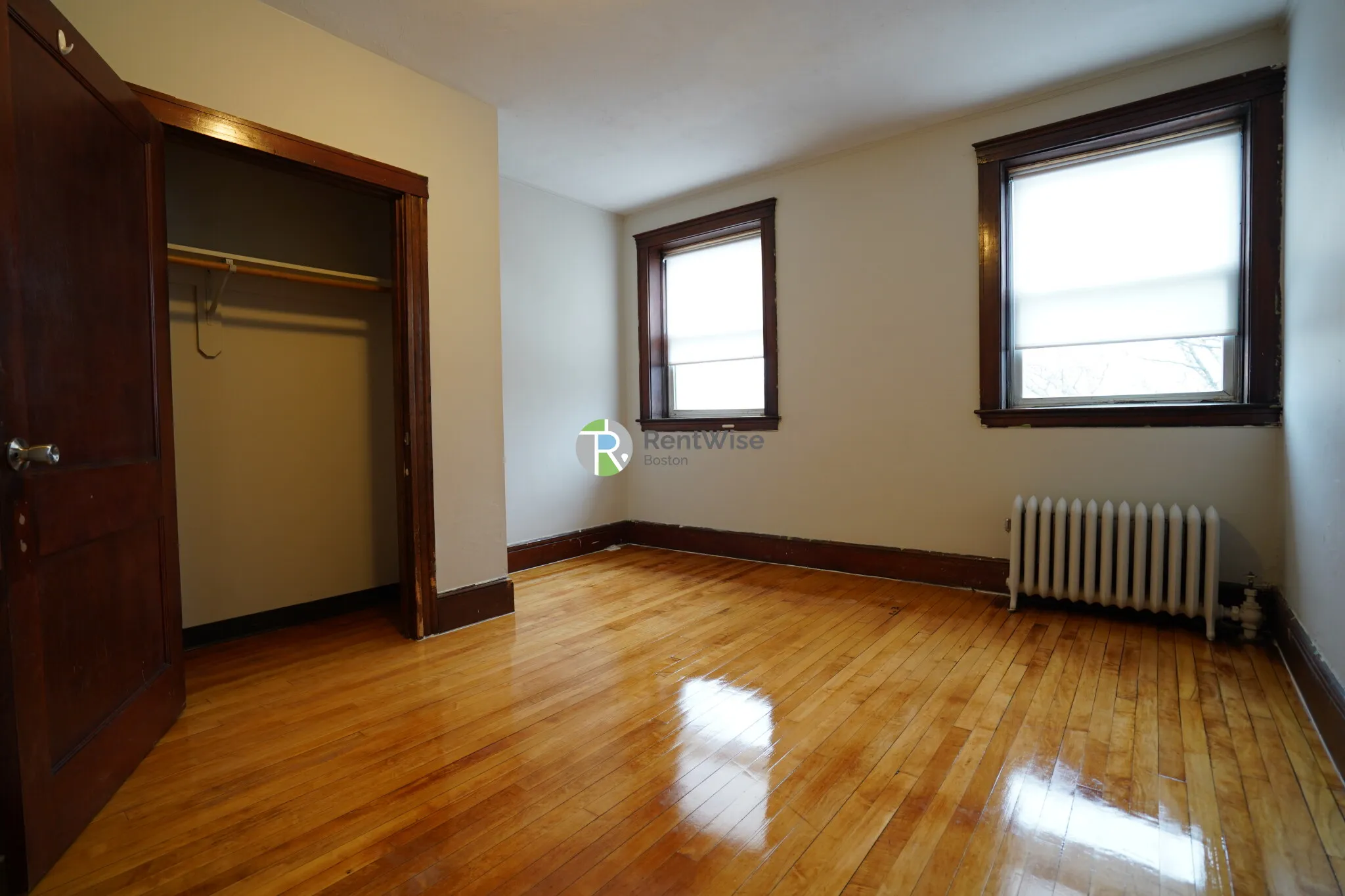 90 Cypress St, Emerson Gardens