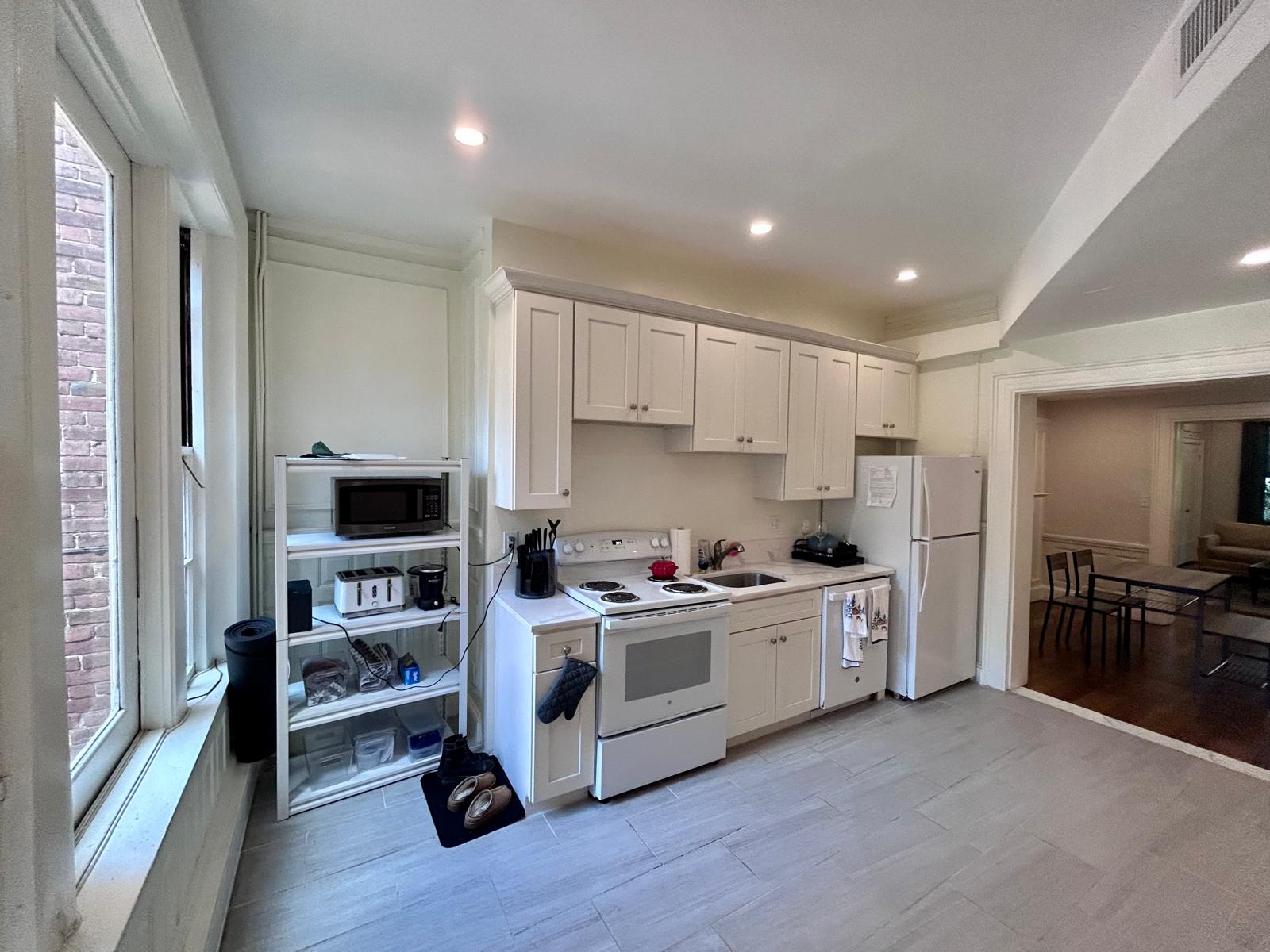 1712 Beacon St, Brookline