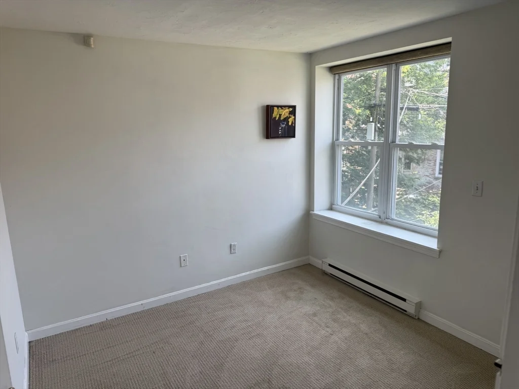160 Cottage St, East Boston
