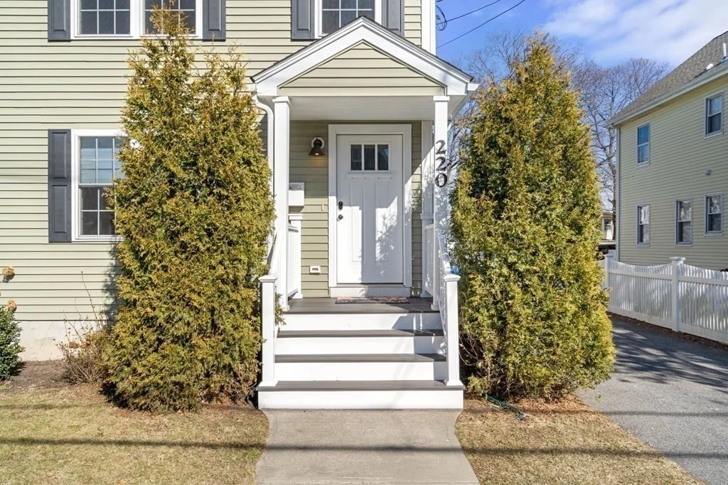 220 White St, Belmont