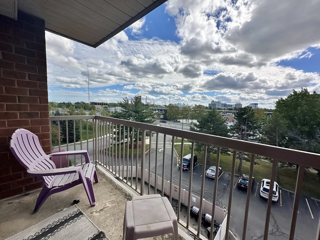 30 Revere Beach Pkwy, Wellington