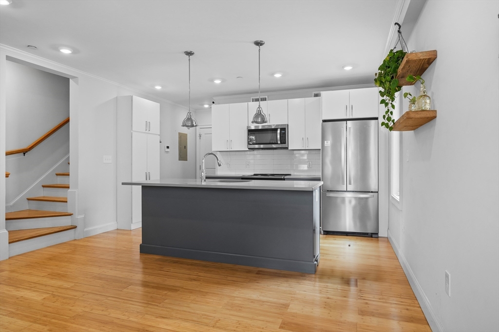 80 Everett St, East Boston