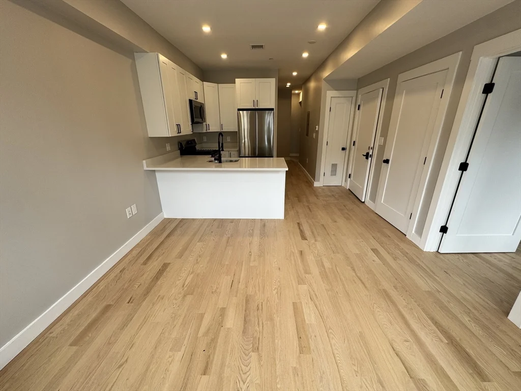 272 E Cottage St, Dorchester
