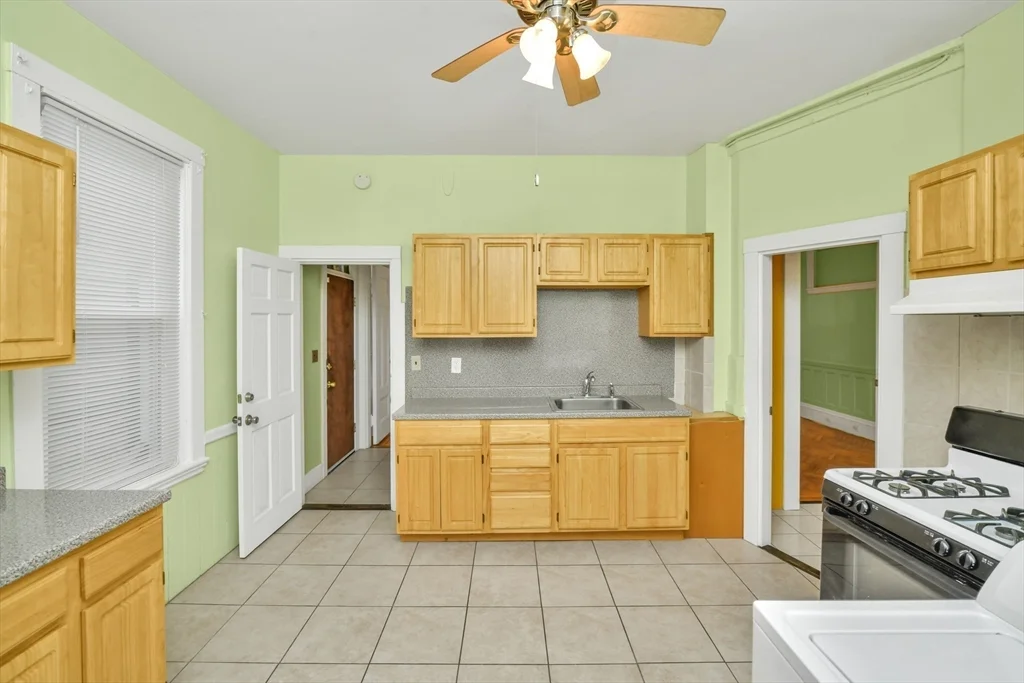 13 Wyoming St, Dorchester