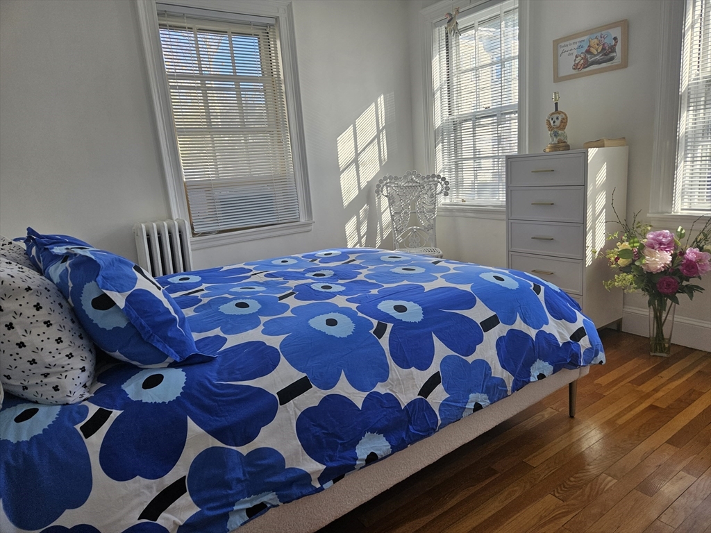 77 Martin St, Neighborhood Nine