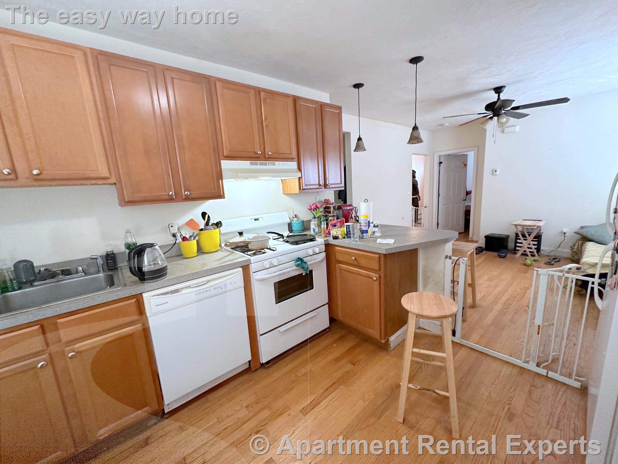 395.5 Columbia St, Inman Square