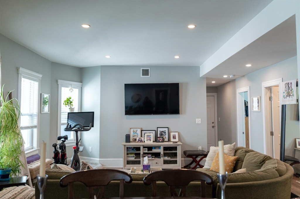 275 Minot St, Dorchester