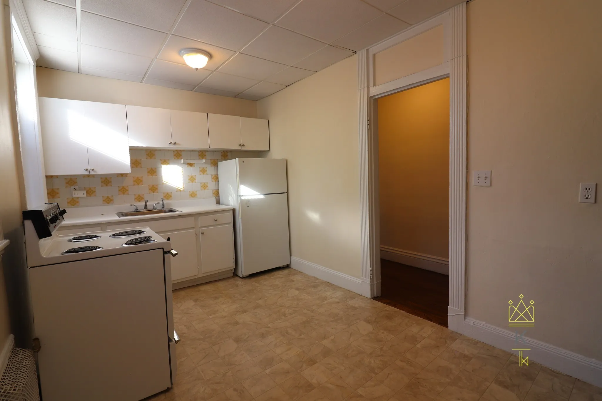 1961 Commonwealth Ave, Brighton