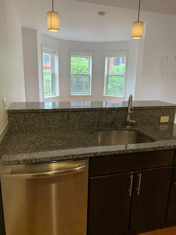 177 Newbury St, Back Bay