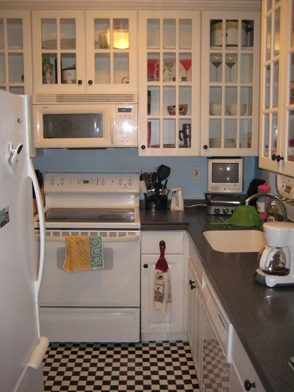 1411 Commonwealth Ave, Brighton