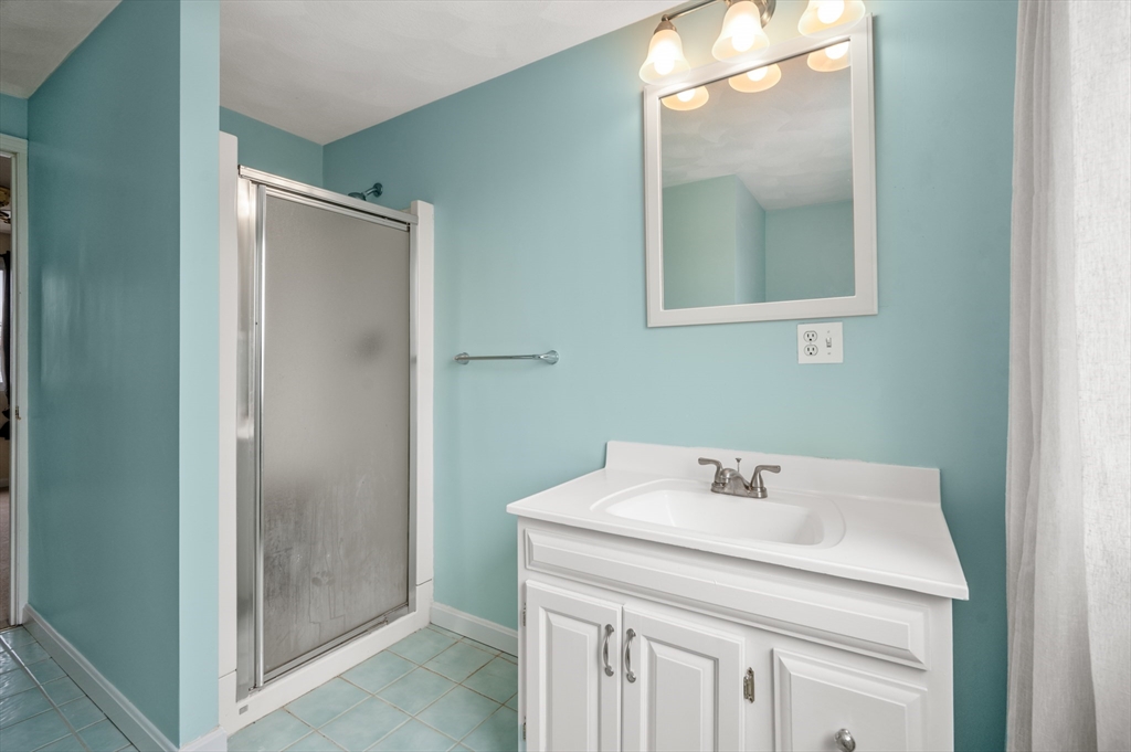 74 Windsor Rd, Tufts University