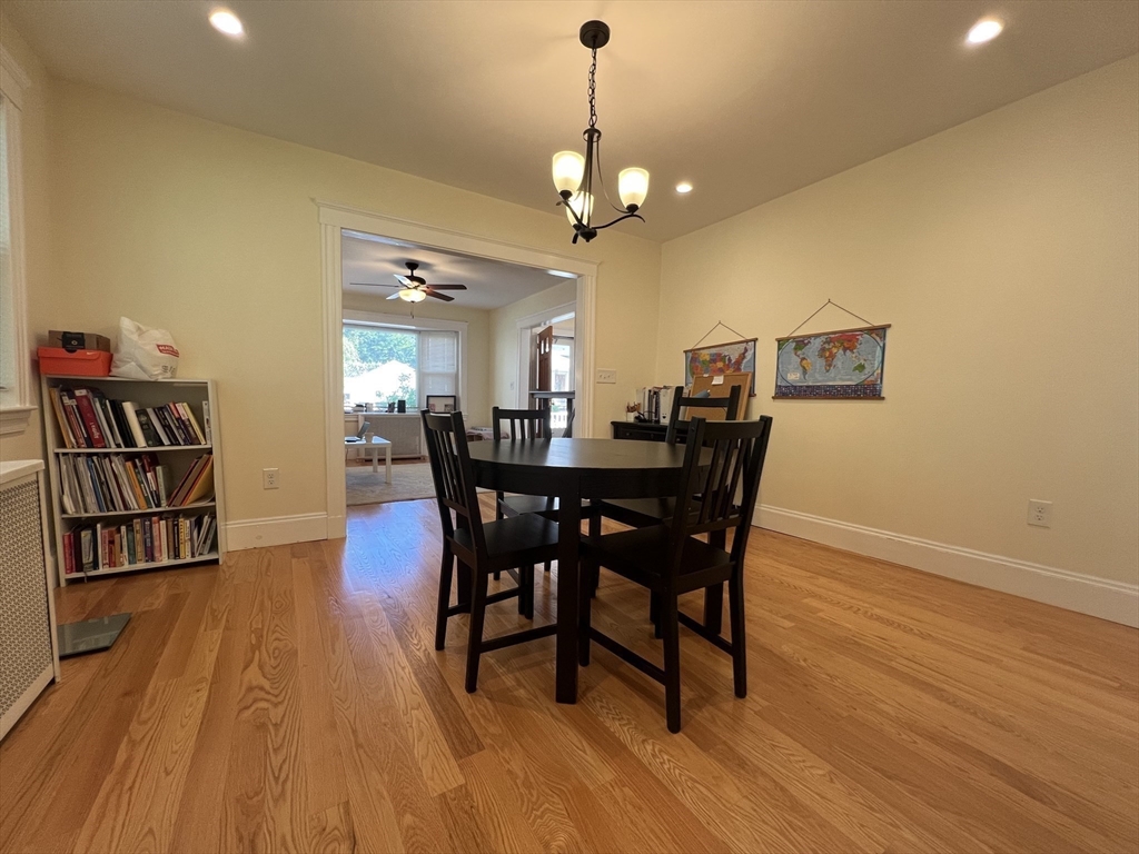 9 Loring St, Belmont