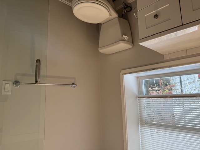 4 Carol Ave, Allston