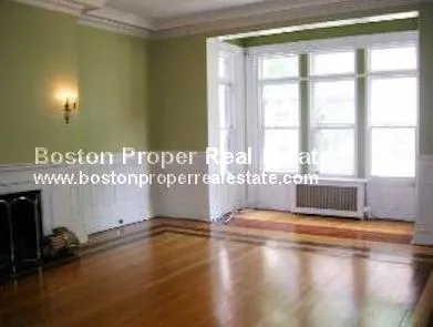 191 Marlborough St, Back Bay