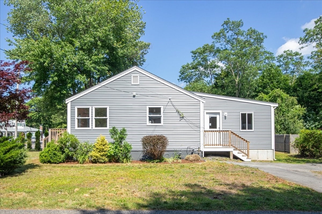 3 Cummings Cir, Randolph