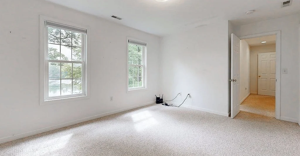 142 Olean St, Tatnuck