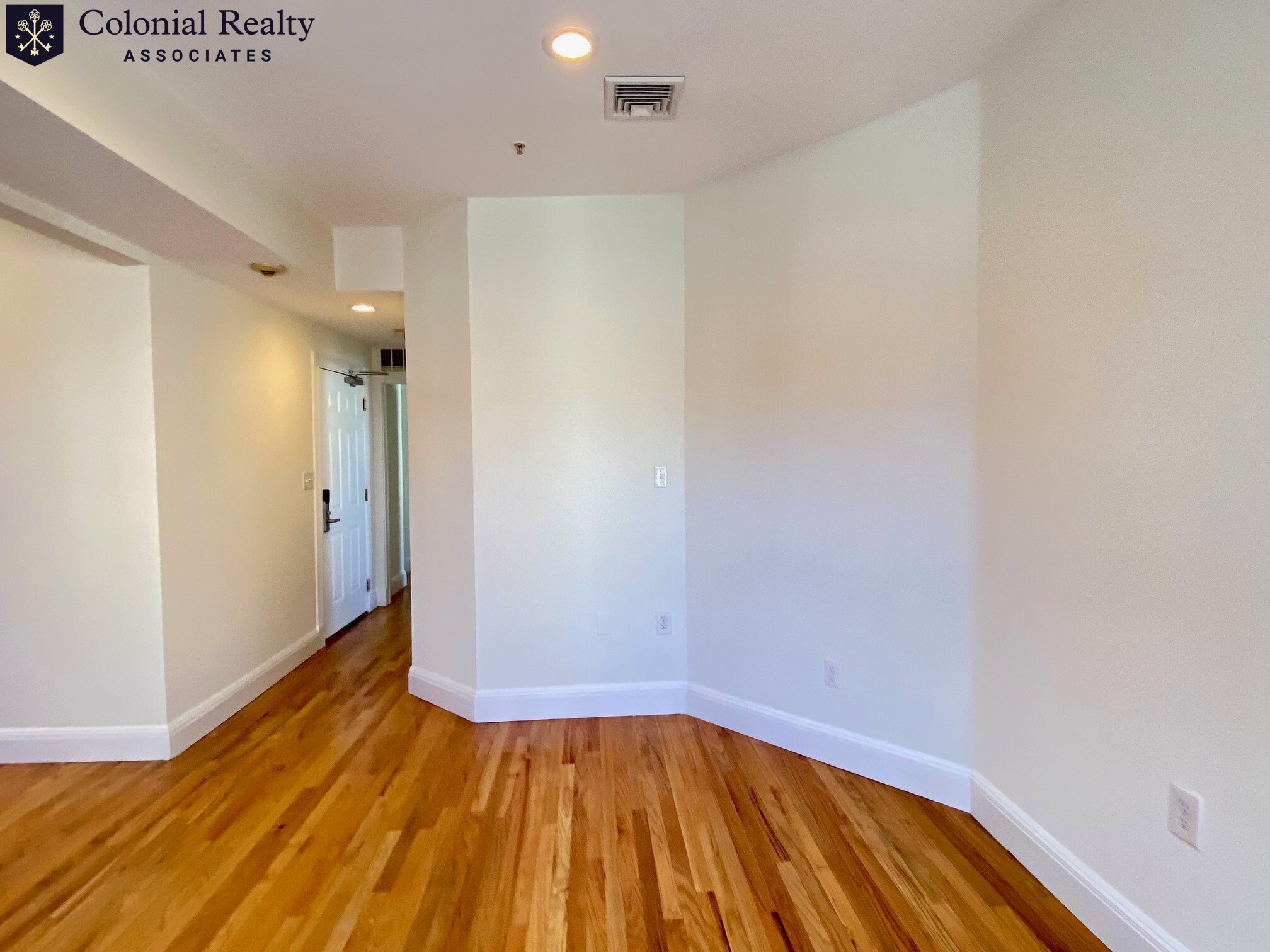 10 Brainerd Rd, Allston