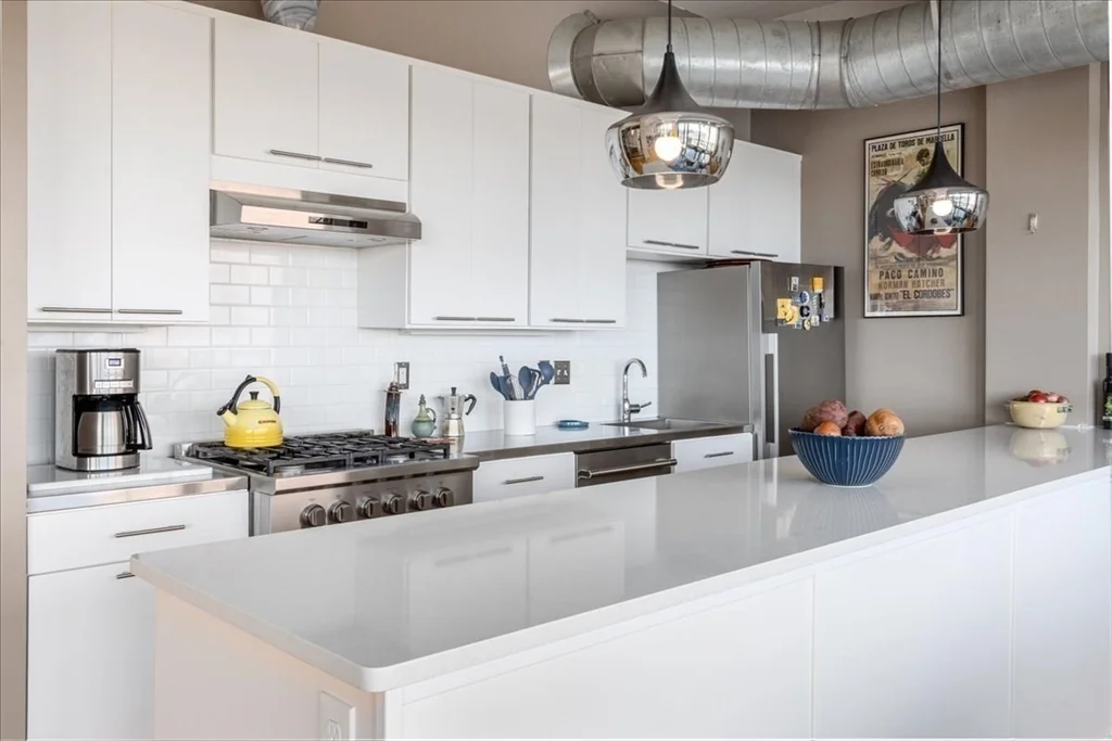 156 Porter St, East Boston