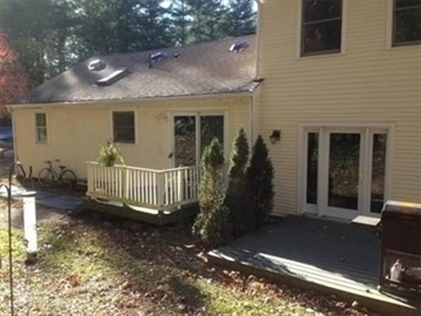 379 Concord Rd, Sudbury