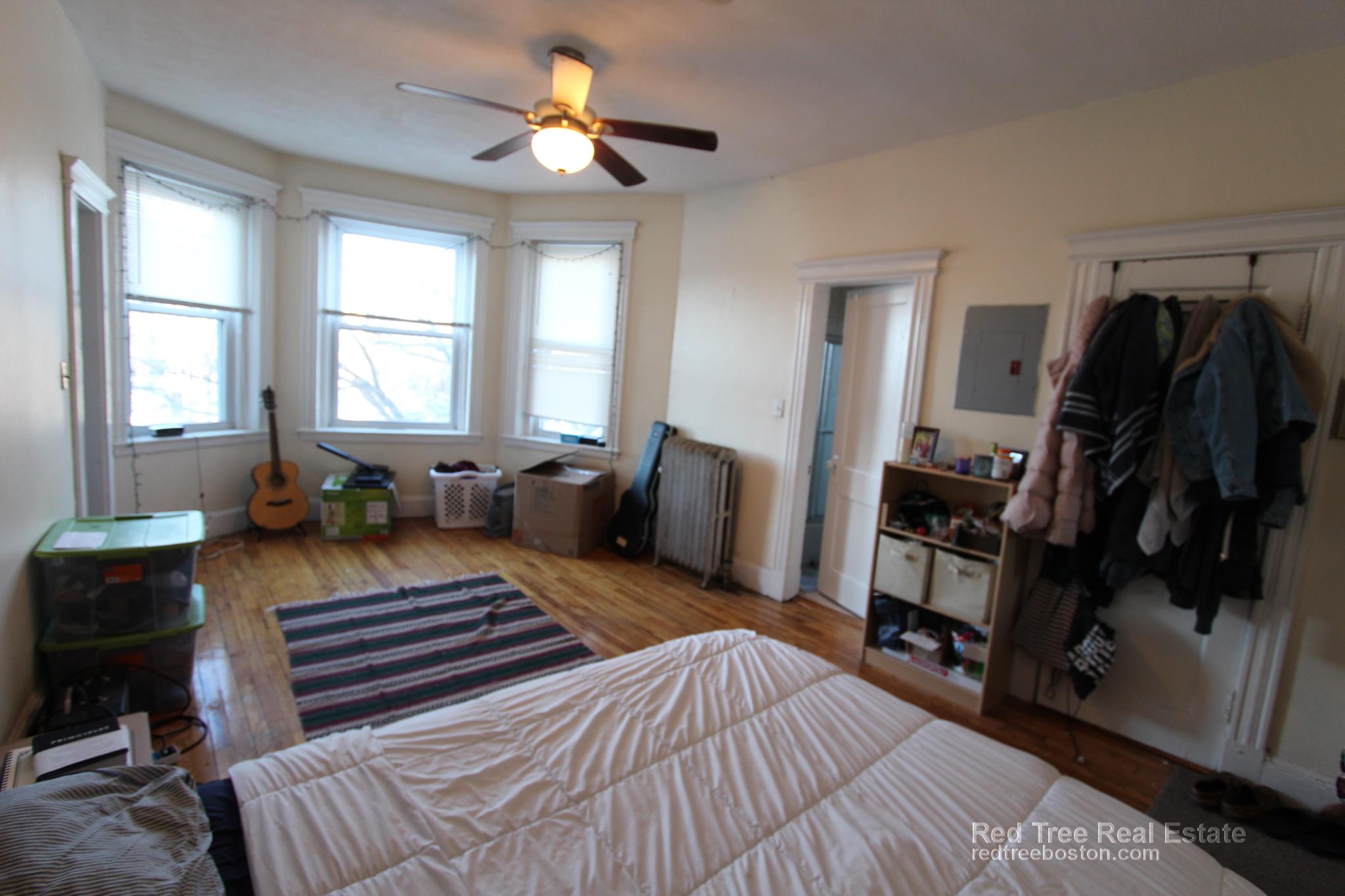 1330 Commonwealth Ave, Allston