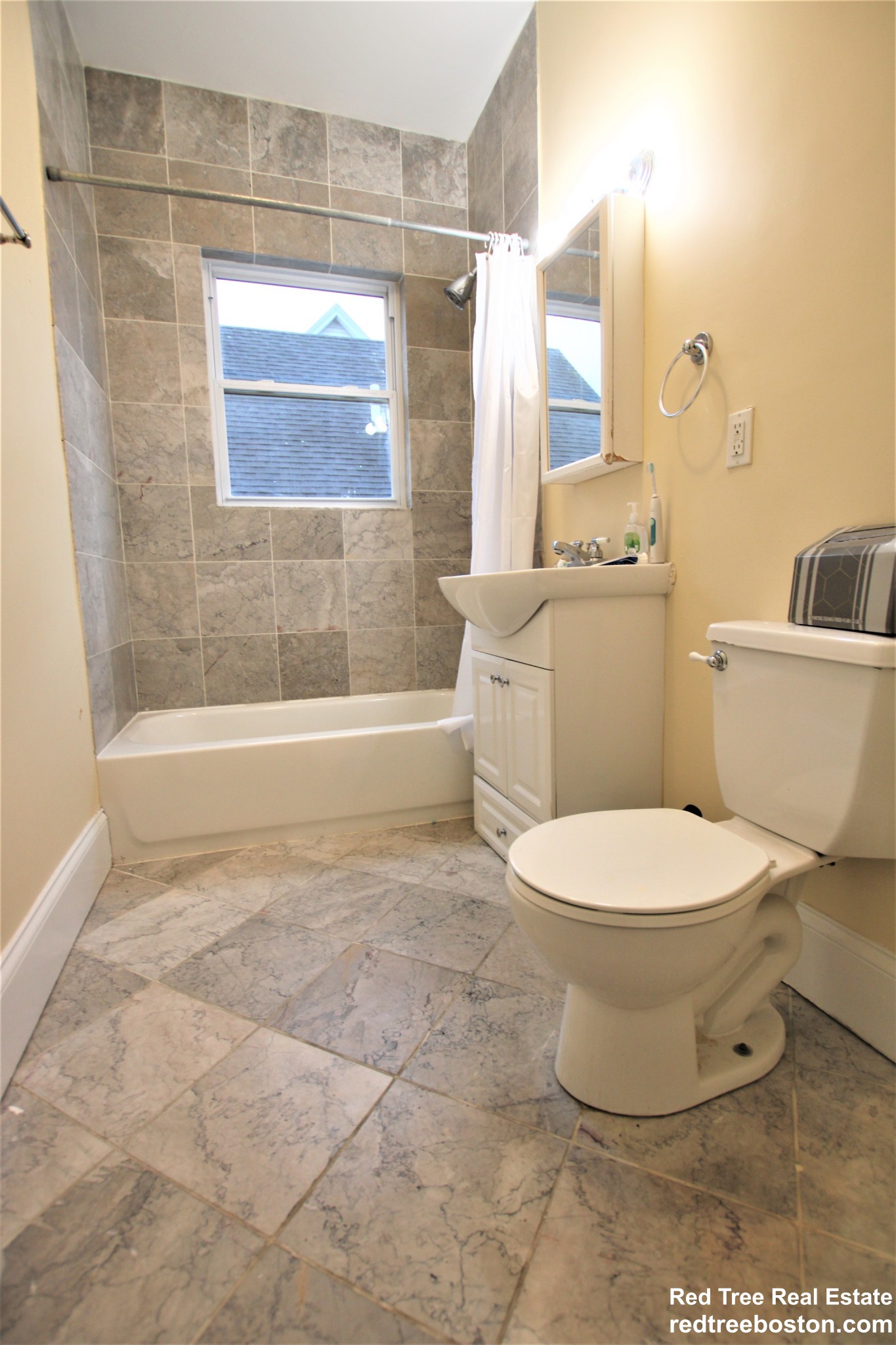 19 Parker Hill Ave, Mission Hill