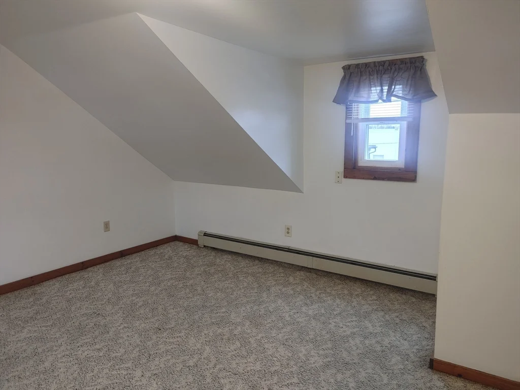 65 East St, North Attleboro