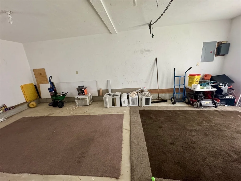 15 Curlew St, West Roxbury