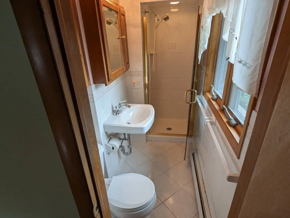 29 Ridgecrest Rd, Amherst