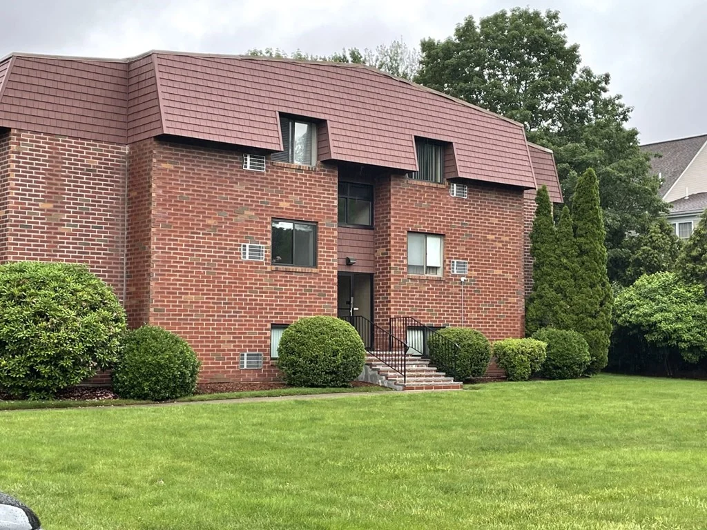 50 Cambridge Rd, Woburn