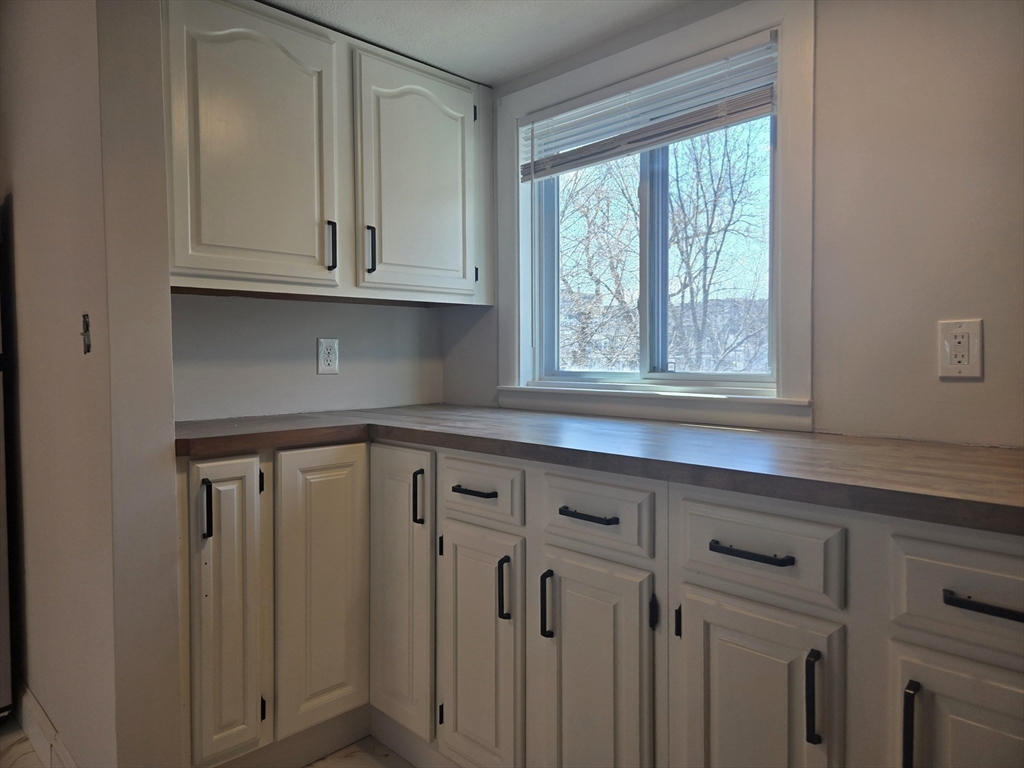 159 Putnam St, Quincy