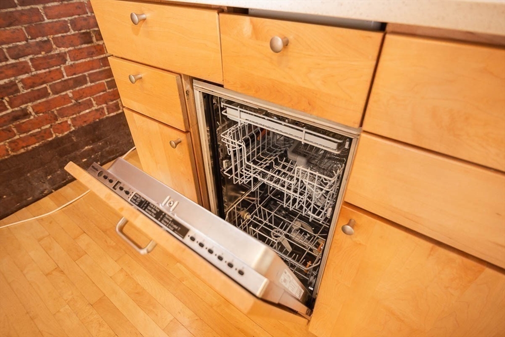 290 Commonwealth Ave, Back Bay