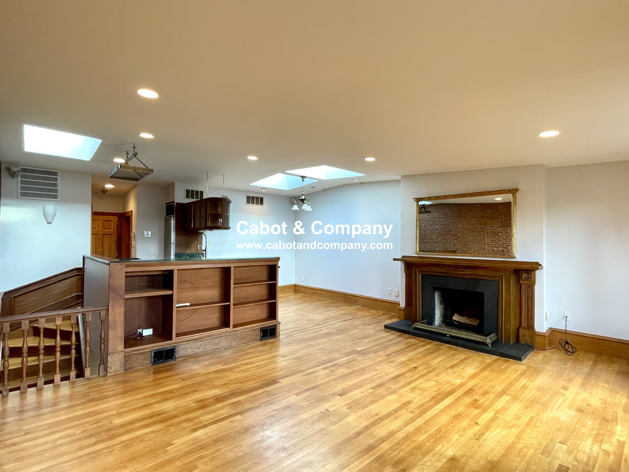 17 Holyoke St, South End