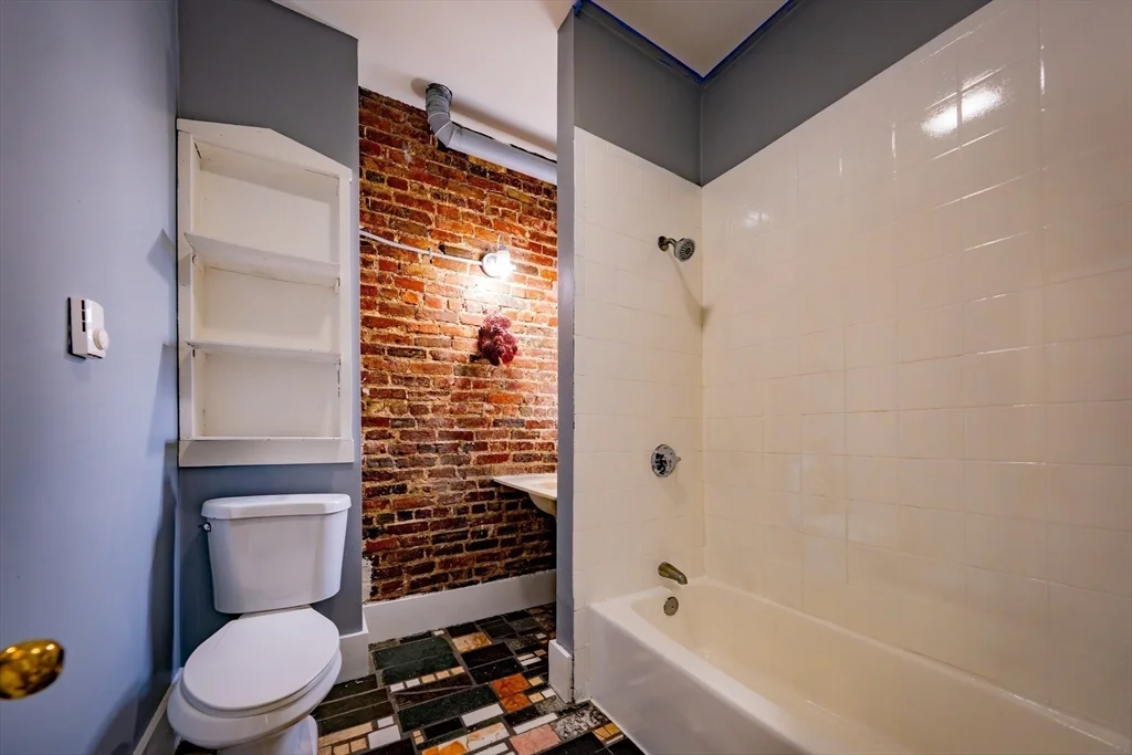 130 Shurtleff St, Chelsea