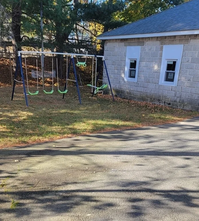 67 Dysart St, Quincy