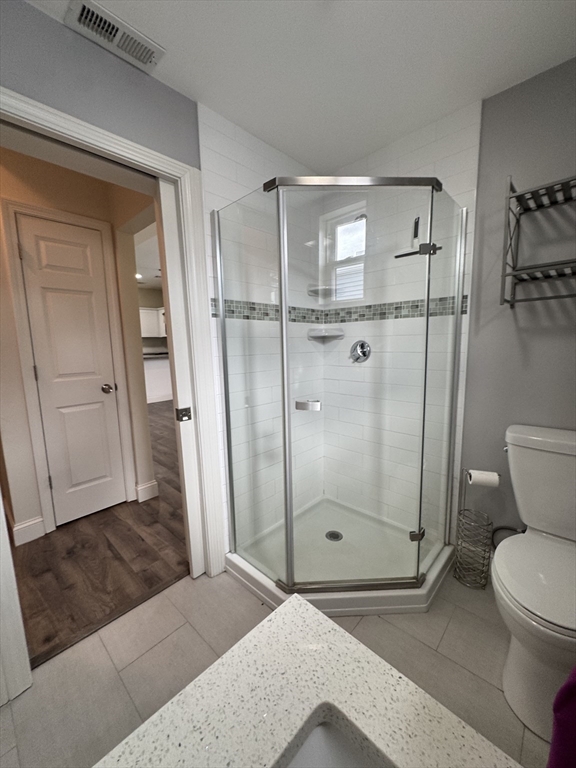 10 Elliott Pl, Peabody