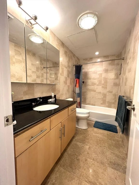 42 Beach St, Chinatown