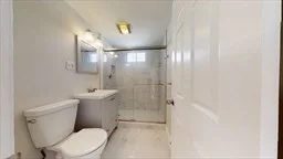 65 Oakland, Oak Square