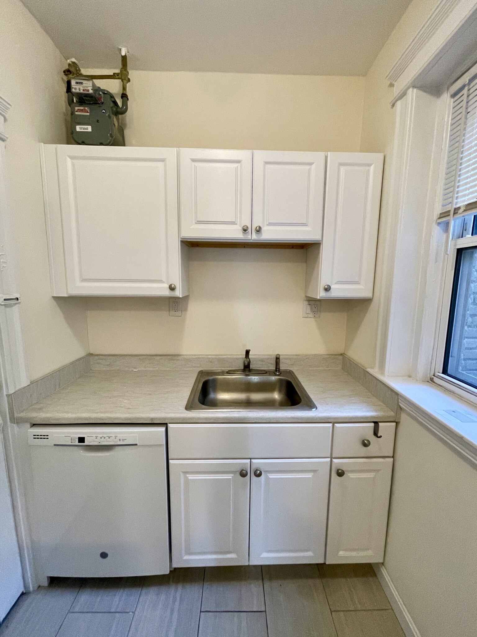 1637 Commonwealth Ave, Brighton