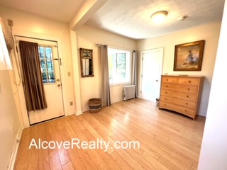 2 bed, 2 bath apartment for rent at 55 Jay Unit 1, Central Square — photo 5 of 20