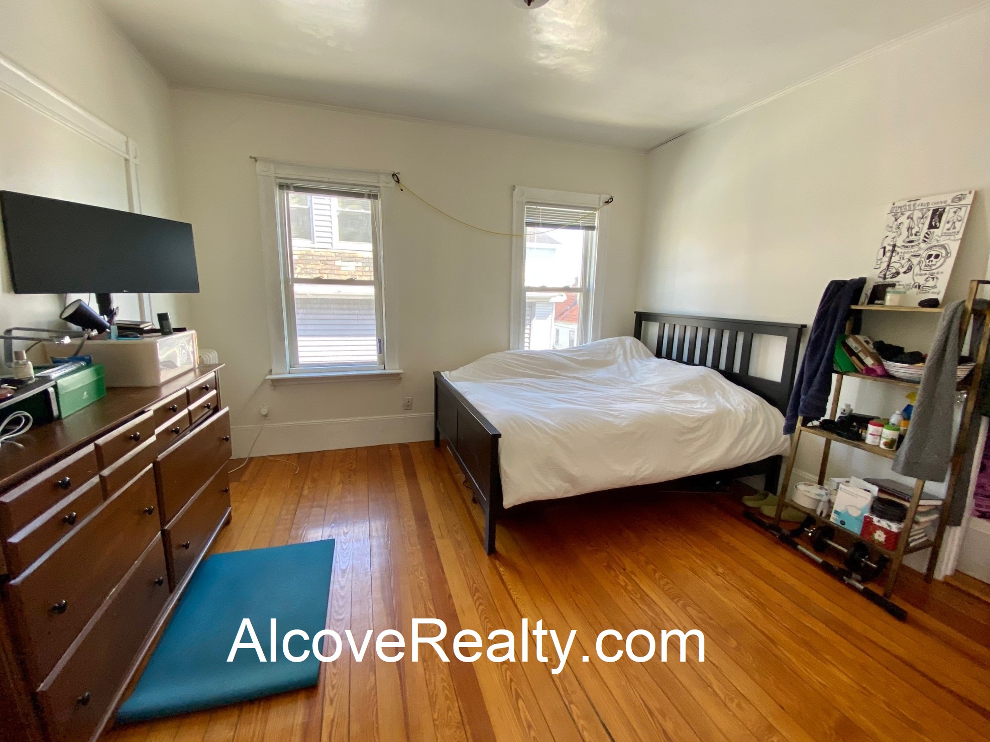 95 Belmont St, Powder House Square