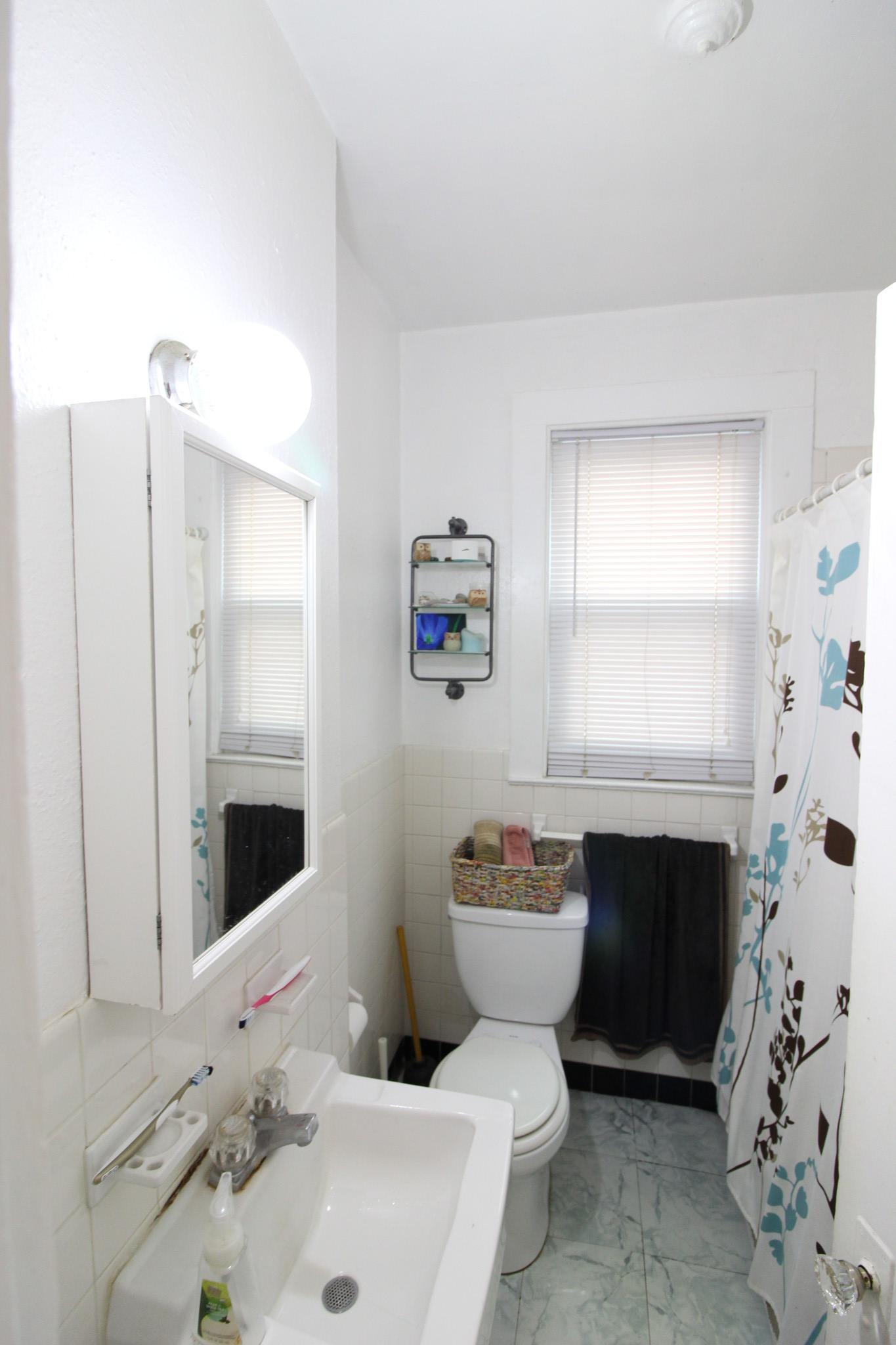 1.5 bed, 1 bath apartment for rent at 5 Cambridge Ter Unit 1, Allston — photo 3 of 3