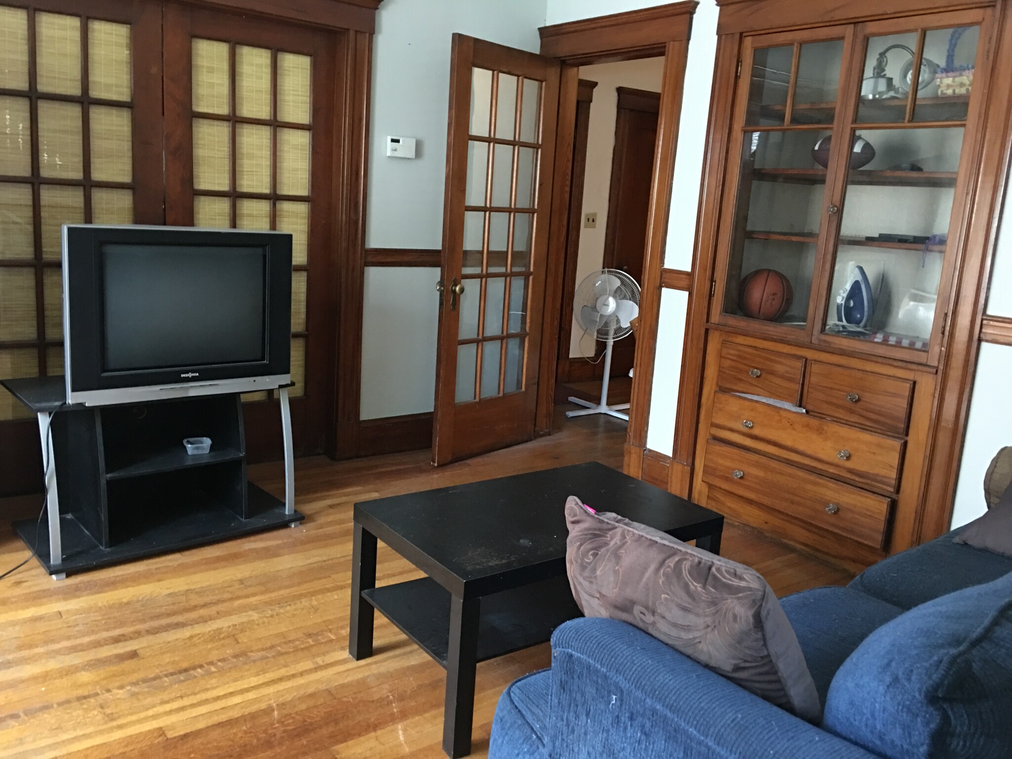 4 bed, 2 bath apartment for rent at 5 Harriet St Unit 1, Brighton — photo 3 of 3