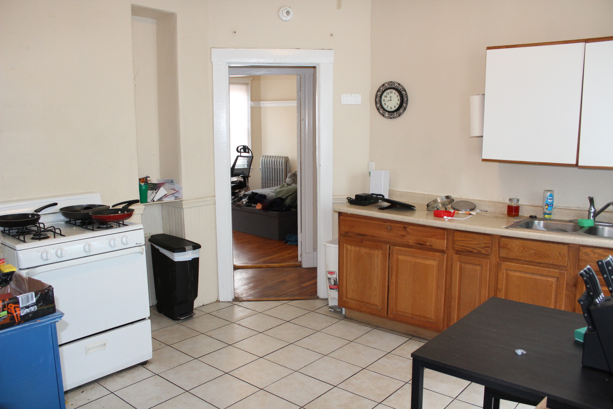 3 bed, 1 bath apartment for rent at 5 Harvard Ter Unit 2, Allston — photo 4 of 4