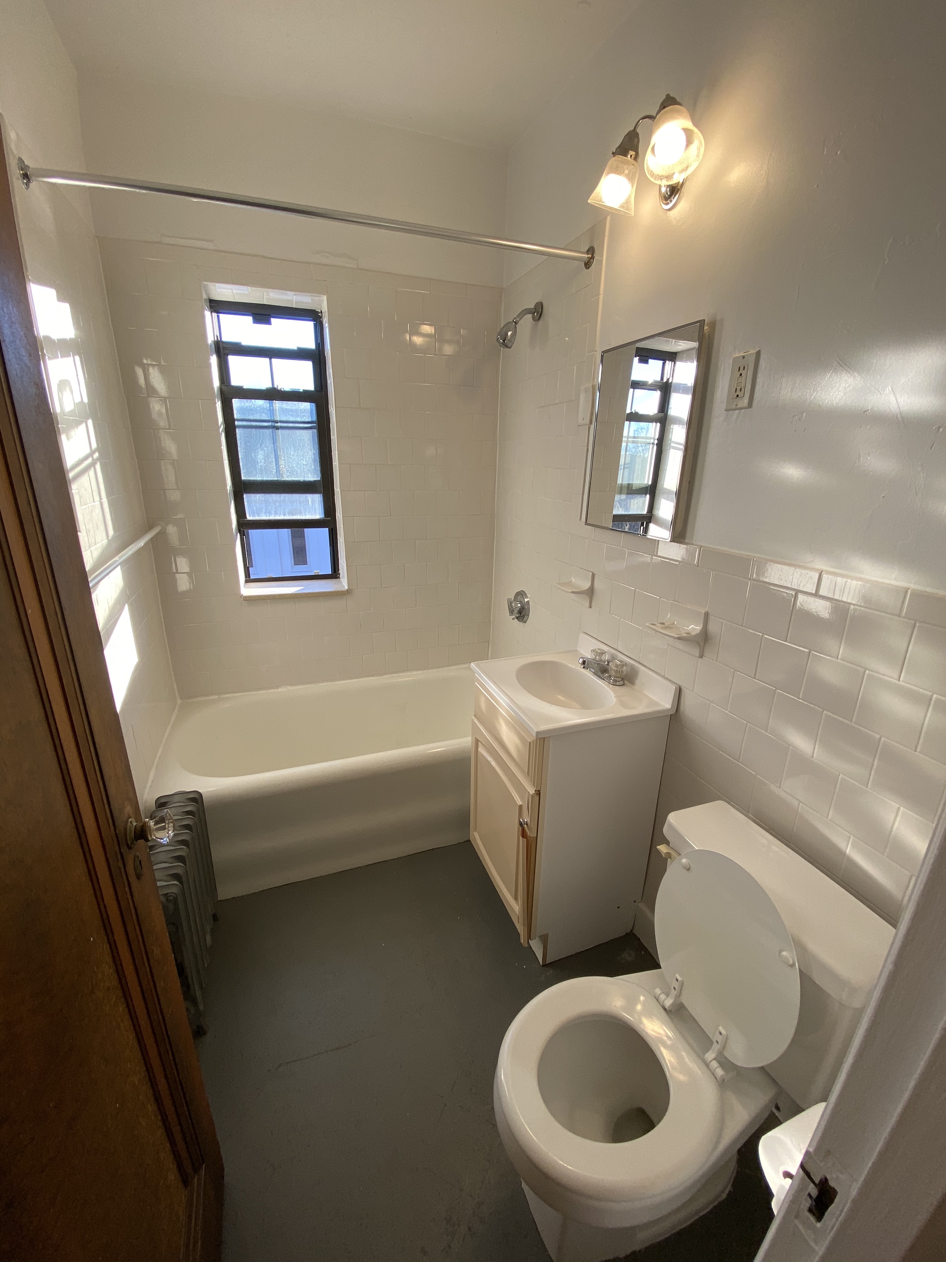 1 bed, 1 bath apartment for rent at 2 Elmwood Ave Unit 45, Winchester Town Center — photo 5 of 7