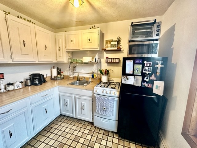 1 bed, 1 bath apartment for rent at 435 Hanover Unit 2, North End — photo 5 of 14