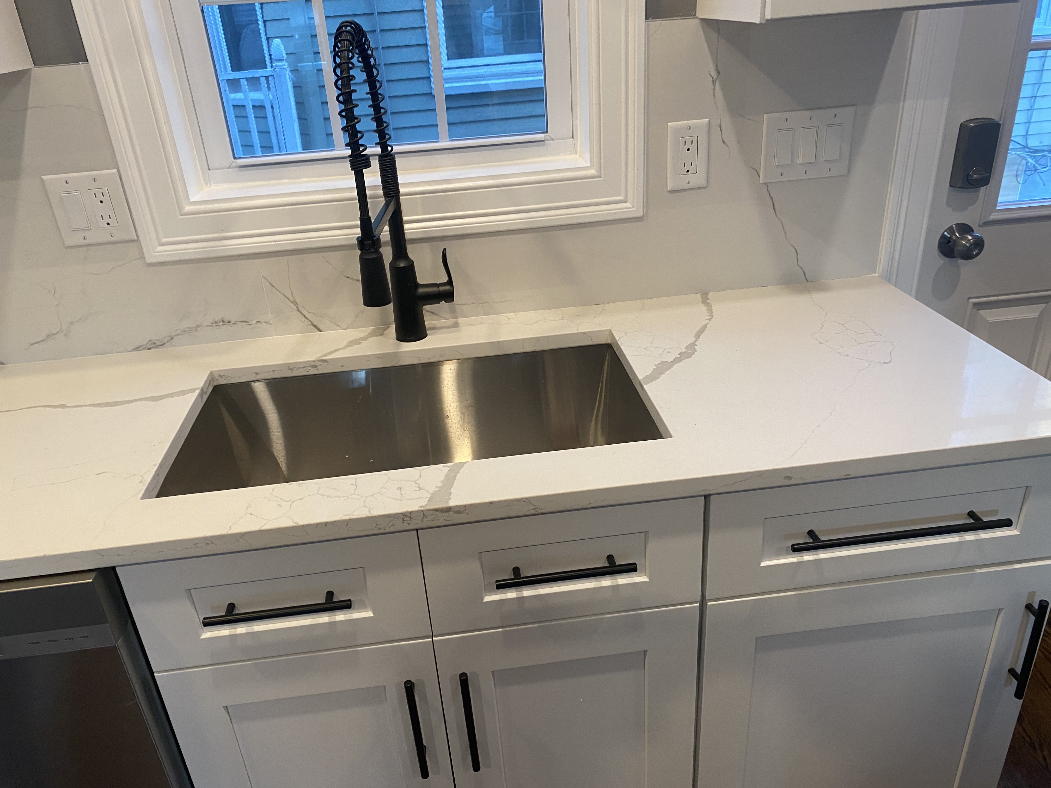 1 bed, 2 bath apartment for rent at 113 Ashland St Unit 1, Malden — photo 6 of 10