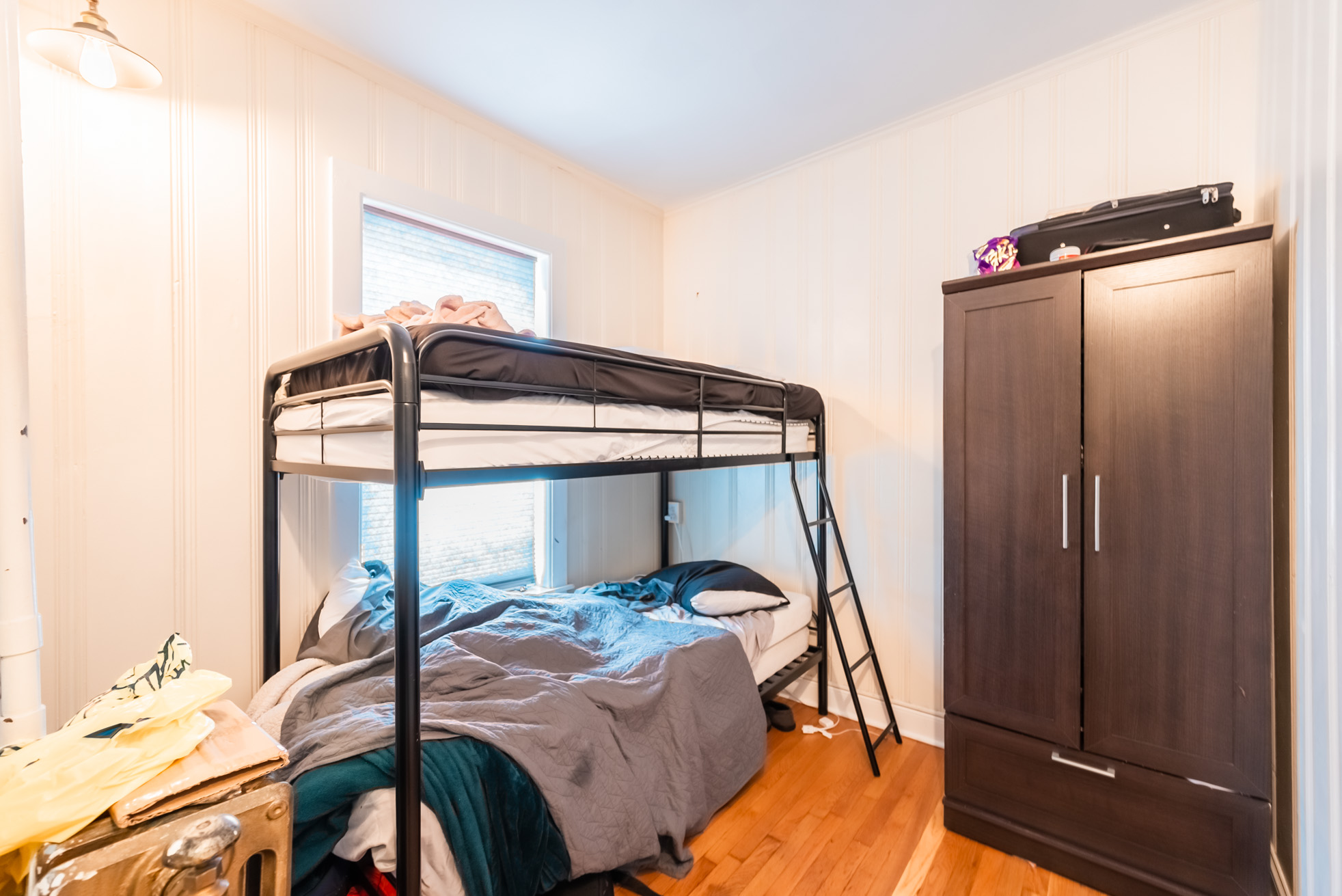 3 bed, 1 bath apartment for rent at 17 Frankfort St Unit 2, East Boston — photo 5 of 6